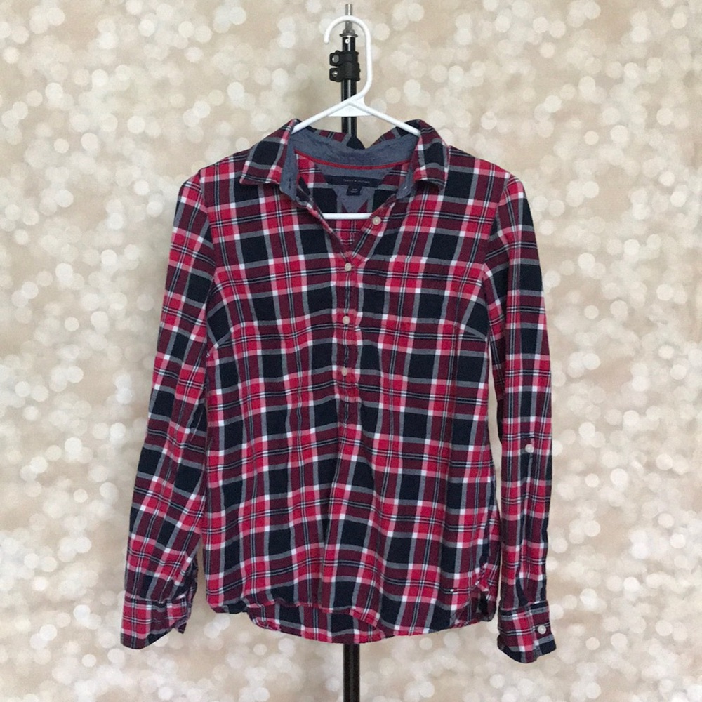Womens Tommy Hilfiger shirt